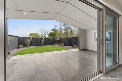 Photo of property in 16 Ivy Lane, Kelvin Grove, Palmerston North, 4414
