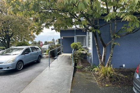 Photo of property in 25 Tahunanui Drive, Tahunanui, Nelson, 7011