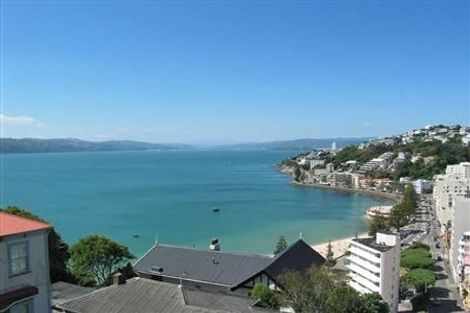 Photo of property in 2f3 Oriental Terrace, Mount Victoria, Wellington, 6011