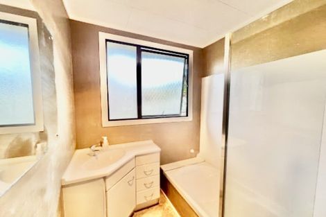 Photo of property in 26a/2 Woodglen Road, Glen Eden, Auckland, 0602