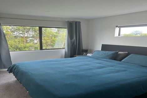 Photo of property in 17b Craigbank Avenue, New Lynn, Auckland, 0600