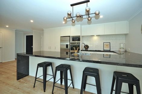 Photo of property in 11 Riverboat Lane, Helensville, 0800