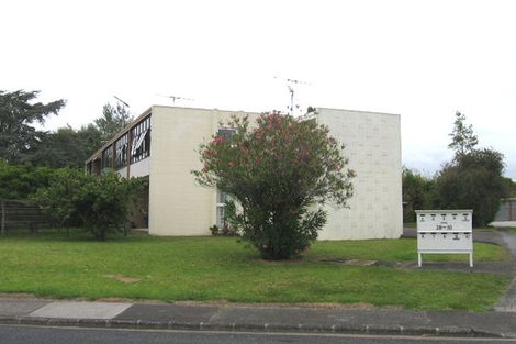 Photo of property in 7/28 Evelyn Place, Hillcrest, Auckland, 0627