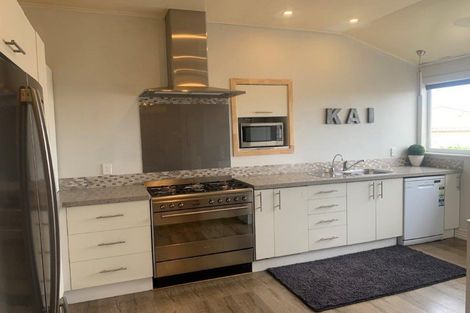 Photo of property in 107 Waihi Road, Hawera, 4610