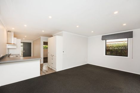 Photo of property in 8b Sinclair Avenue, Highbury, Palmerston North, 4412