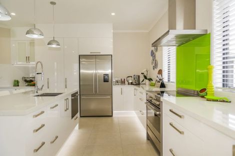 Photo of property in 3 Roseberry Place, Whitianga, 3510