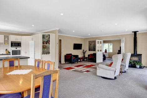 Photo of property in 2a Elizabeth Grove, Stratford, 4332