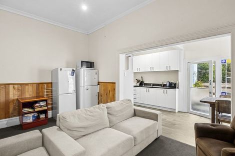 Photo of property in 44 Heriot Row, Dunedin Central, Dunedin, 9016