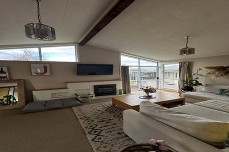 Photo of property in 16 Clematis Avenue, Pukete, Hamilton, 3200