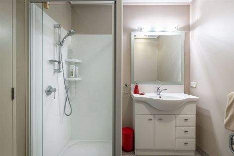 Photo of property in 173b Mokoia Road, Birkenhead, Auckland, 0626