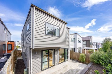 Photo of property in 15 Mita Road, Silverdale, 0932