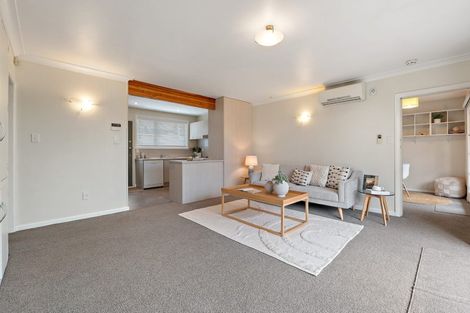 Photo of property in 25 Beckford Road, Saint Martins, Christchurch, 8022