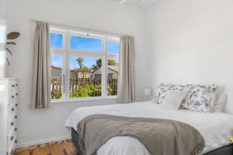 Photo of property in 25 Rintoul Street, Westport, 7825