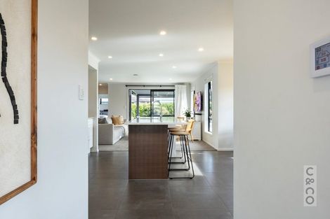 Photo of property in 19 Pohutukawa Parade, Riverhead, 0820