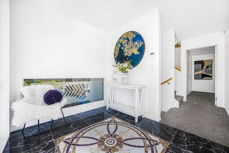 Photo of property in 28 Shah Place, Glen Eden, Auckland, 0602