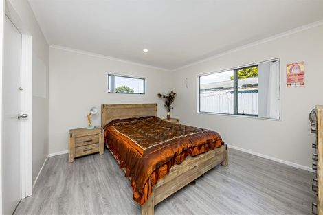 Photo of property in 12d Princess Street, Takanini, 2112