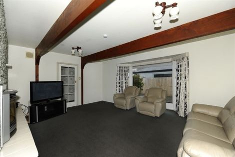 Photo of property in 3 Opal Place, Casebrook, Christchurch, 8051