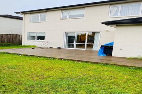 Photo of property in 5 Mccathie Drive, Flat Bush, Auckland, 2019