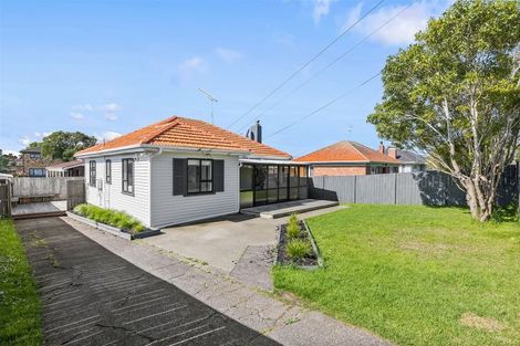 Photo of property in 1/18 Ashlynne Avenue, Papatoetoe, Auckland, 2025