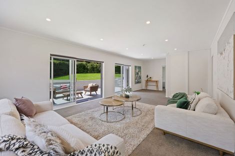 Photo of property in 16 Andrea Place, Sunnyhills, Auckland, 2010