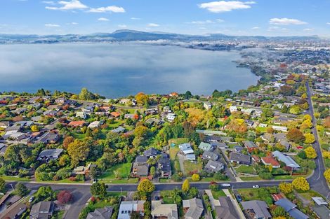 Photo of property in 74b Grand Vue Road, Kawaha Point, Rotorua, 3010