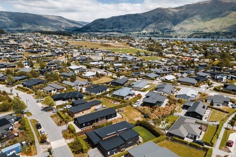Photo of property in 23 Matipo Street, Wanaka, 9305