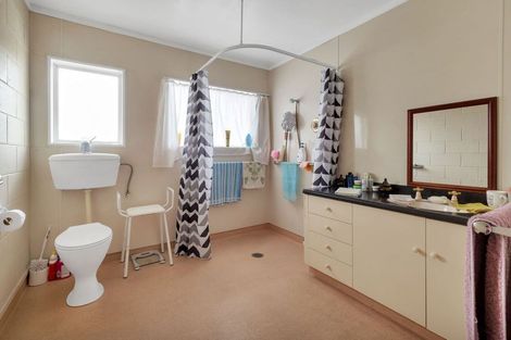 Photo of property in 1/7 Hereford Street, Stoke, Nelson, 7011