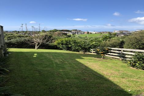Photo of property in 7 Tohora View, Waihi Beach, 3611