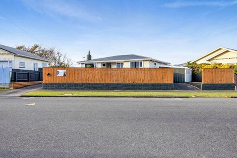 Photo of property in 6 Scott Street, Hawera, 4610