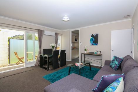 Photo of property in 1/23 Campbell Street, Karori, Wellington, 6012