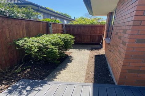 Photo of property in 1/126 Wilsons Road South, Saint Martins, Christchurch, 8022