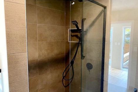 Photo of property in 28 Kokiri Street, Te Atatu South, Auckland, 0610