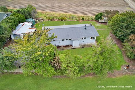 Photo of property in 54 Kuku Beach Road, Kuku, Levin, 5570
