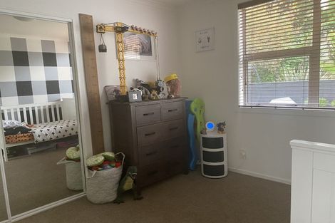 Photo of property in 37 Spinnaker Drive, Whitby, Porirua, 5024