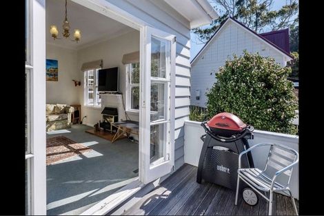 Photo of property in 6 Station Road, Khandallah, Wellington, 6035