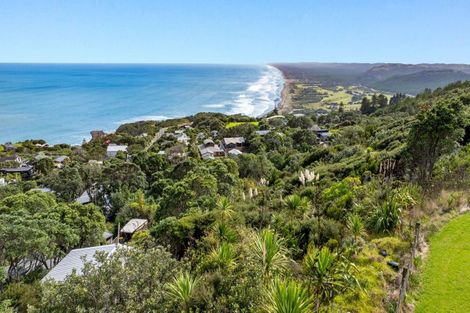 Photo of property in 119 Waitea Road, Muriwai, 0881