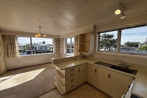 Photo of property in 34 Ngaio Street, Strandon, New Plymouth, 4312