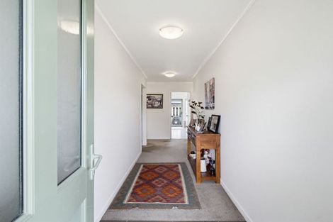 Photo of property in 5 Wilson Place, Marton, 4710