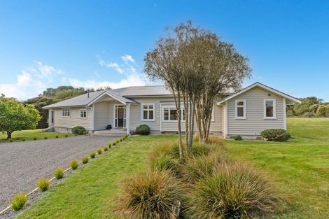 Photo of property in 784 Ponatahi Road, Martinborough, Carterton, 5792
