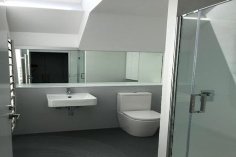 Photo of property in 383 Adelaide Road, Newtown, Wellington, 6021