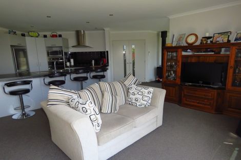 Photo of property in 6 Kawatiri Place, Westport, 7825
