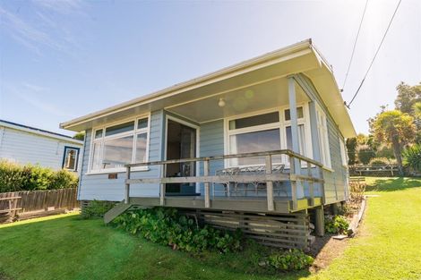 Photo of property in 1390 Taieri Mouth Road, Taieri Mouth, 9091