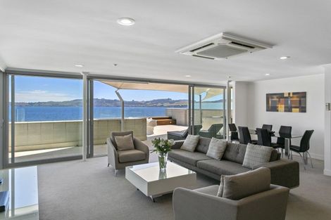Photo of property in 225 Lake Terrace, Waipahihi, Taupo, 3330