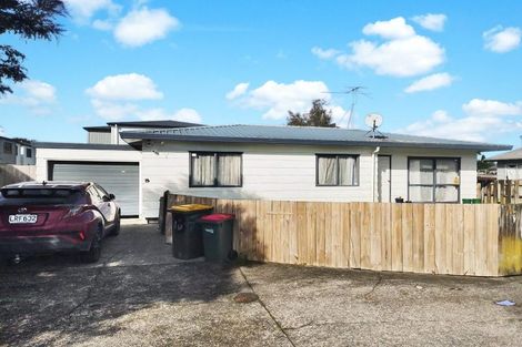 Photo of property in 2/7 Cambridge Road, Manurewa, Auckland, 2102