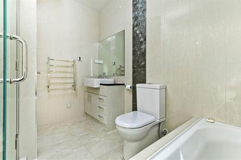 Photo of property in 16 Jezero Drive, Massey, Auckland, 0614