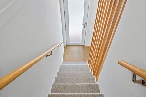 Photo of property in 12 Titoki Close, Matakana, 0985