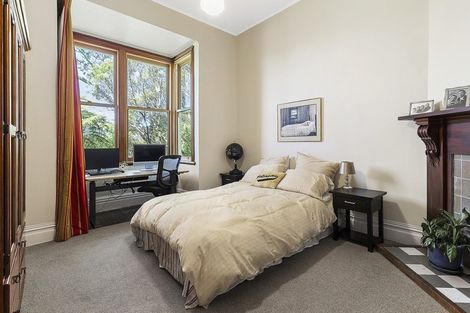 Photo of property in 37 Garden Road, Northland, Wellington, 6012