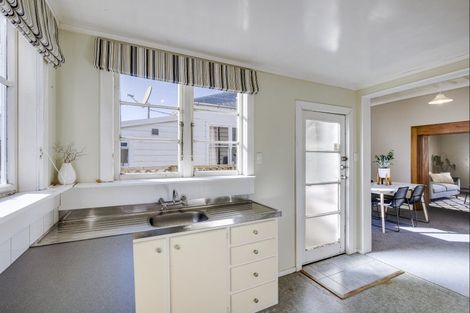 Photo of property in 112 Waghorne Street, Ahuriri, Napier, 4110