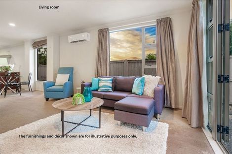 Photo of property in 37 Verdale Circle, Glen Eden, Auckland, 0602