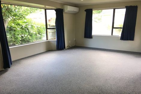 Photo of property in 52 Truman Road, Bryndwr, Christchurch, 8053